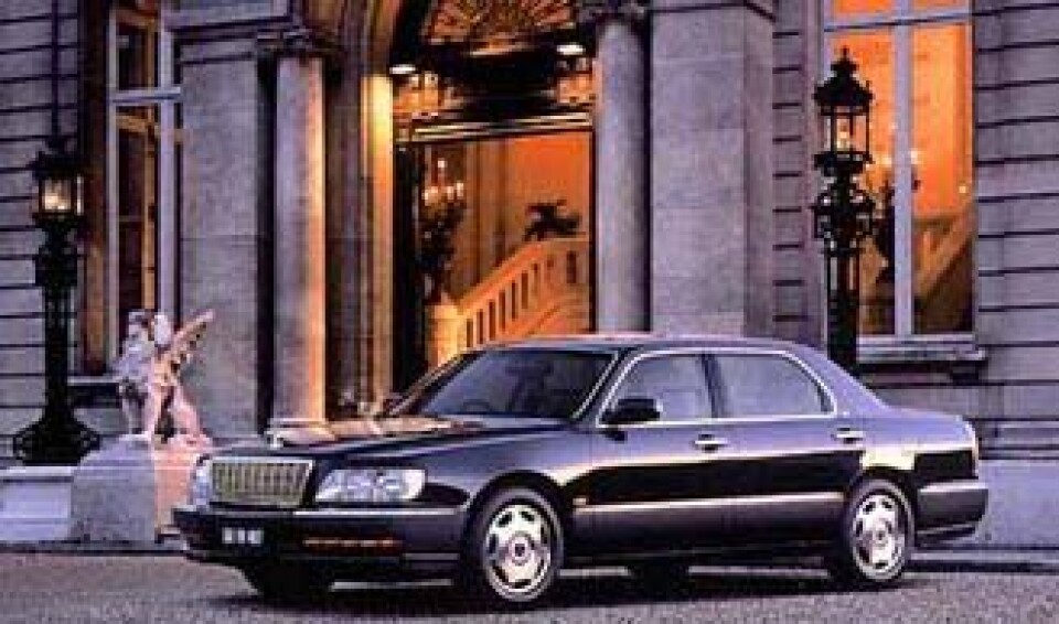 Mitsubishi Proudia Dignity