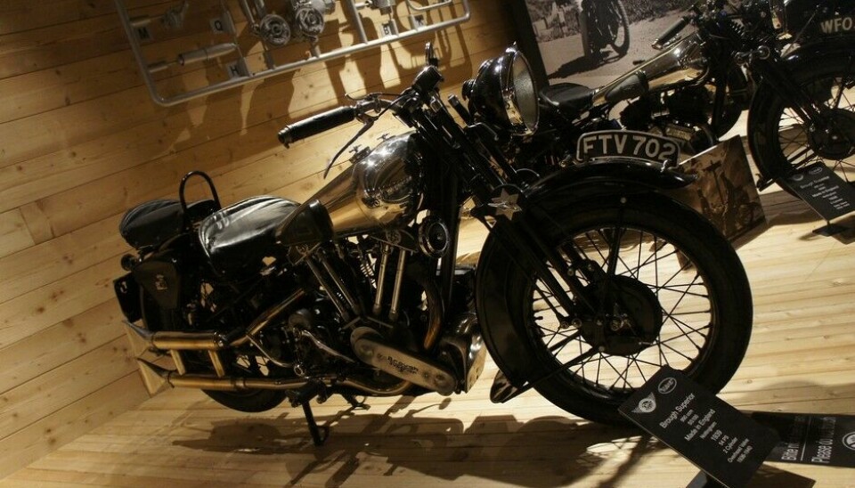 Top Mountain Motorcycle MuseumMotorsykkelens Rolls-Royce. Brough Superior SS, 1939.Foto: Jon Winding-Sørensen