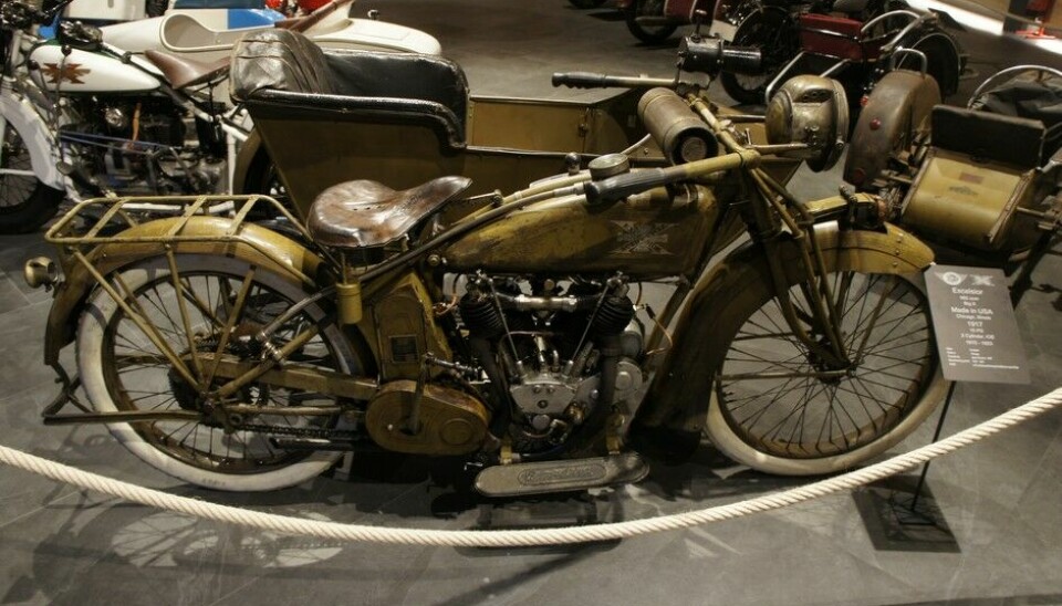 Top Mountain Motorcycle MuseumOgså en klassisk amerikans V-toer. Excelsior denne gangen. 1917.Foto: Jon Winding-Sørensen