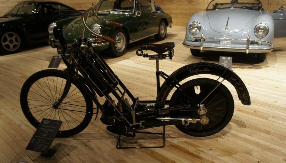 Top Mountain Motorcycle MuseumUtstillingens eldste. En Hildebrand & Wolfmüller 1894. 1,5 liter, 2,5 hk.Foto: Jon Winding-Sørensen