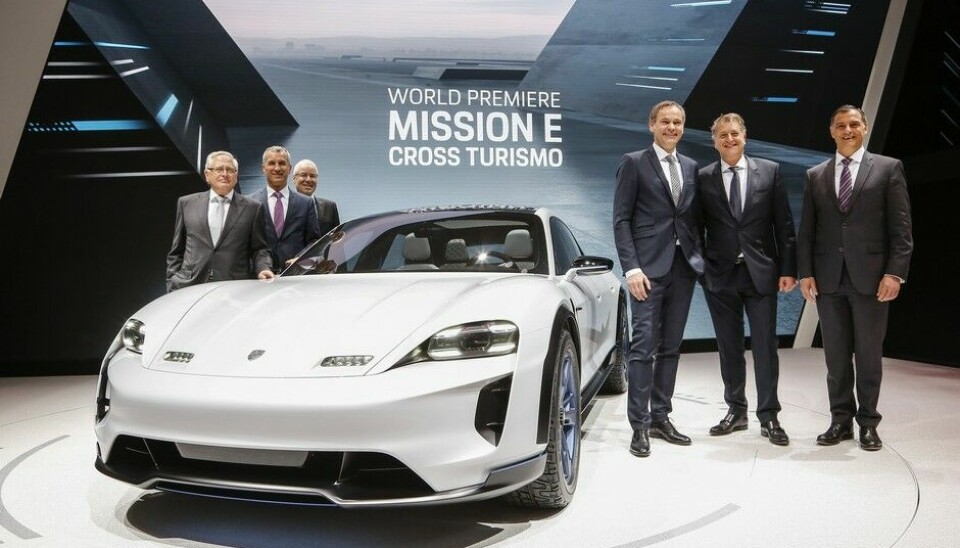 Porsche Mission E Cross Turismo