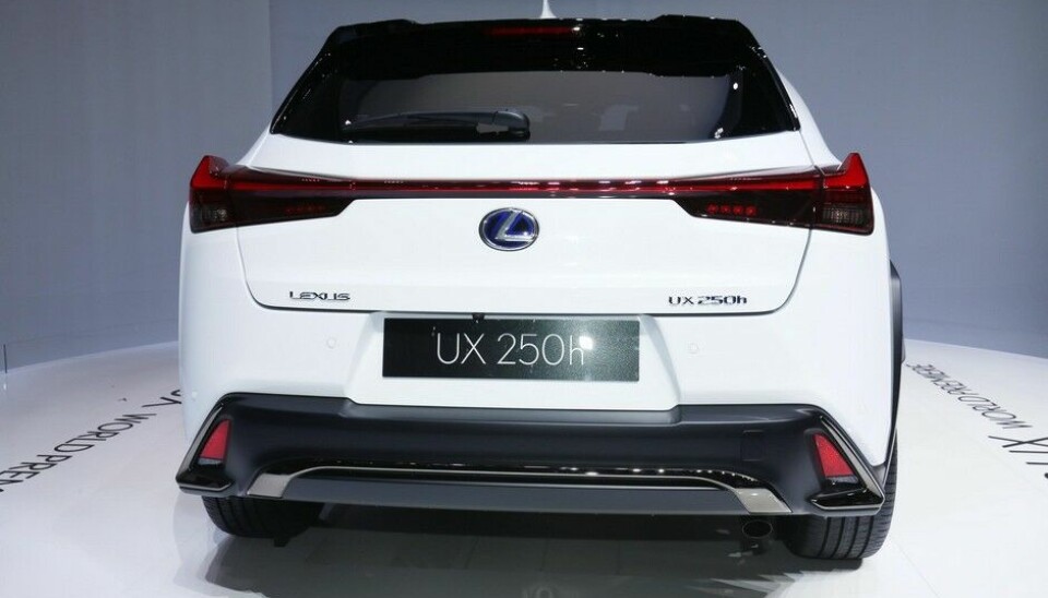 Lexus UX F-Sport