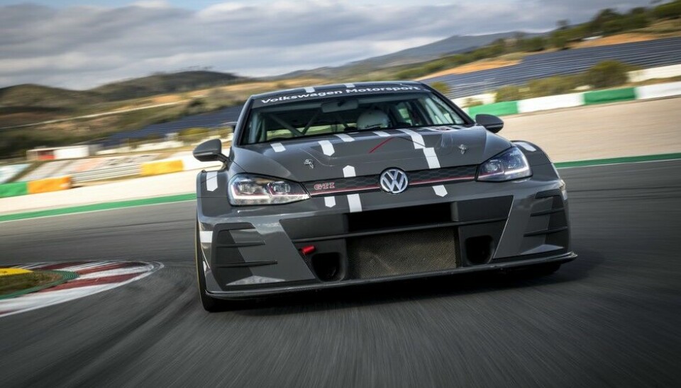 Volkswagen Golf GTI TCR racer