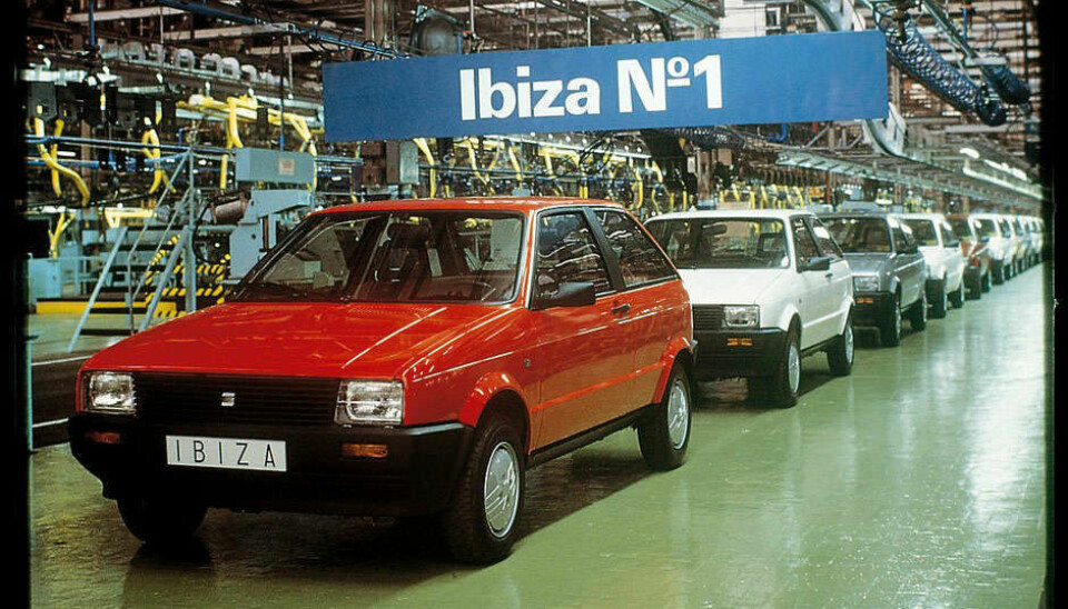 Fem generasjoner Seat IbizaIbiza var første Seat-modell som benyttet kvinnelige produksjonsmedarbeidere. I dag er kvinneandelen 21 % på dette anlegget - den høyeste i spansk industri.