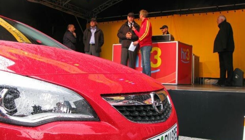 Opel vennefest i FrankfurtTing tyder på at Forster også blir Opel-sjef under Magna-regimet