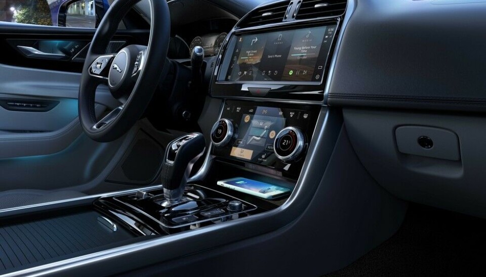 Jaguar XE Jaguar XE