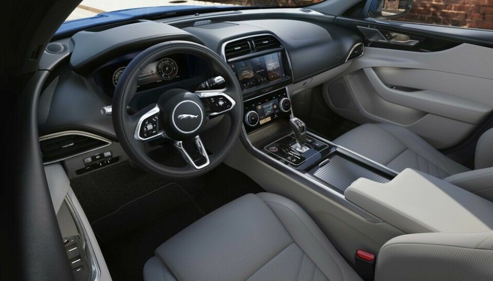 Jaguar XE Jaguar XE