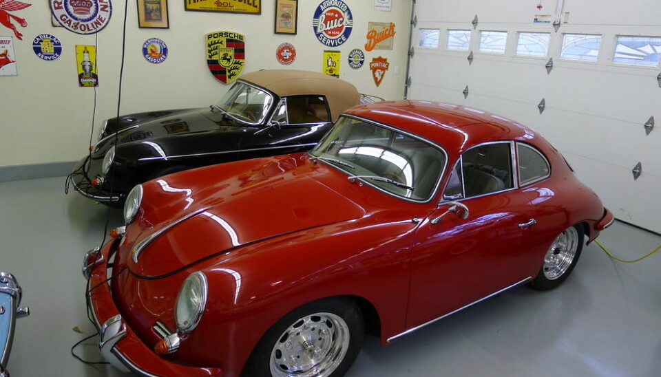 Trond BjørsholDette bildet er tatt i min onkels garasje i California. Porsche 356 er en av hans favoritter.