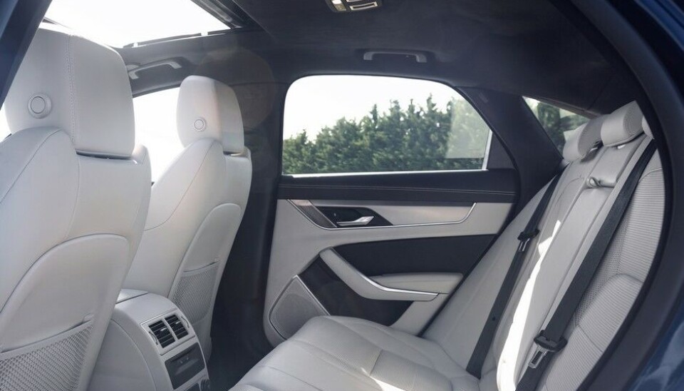 Jaguar XF Jaguar XF