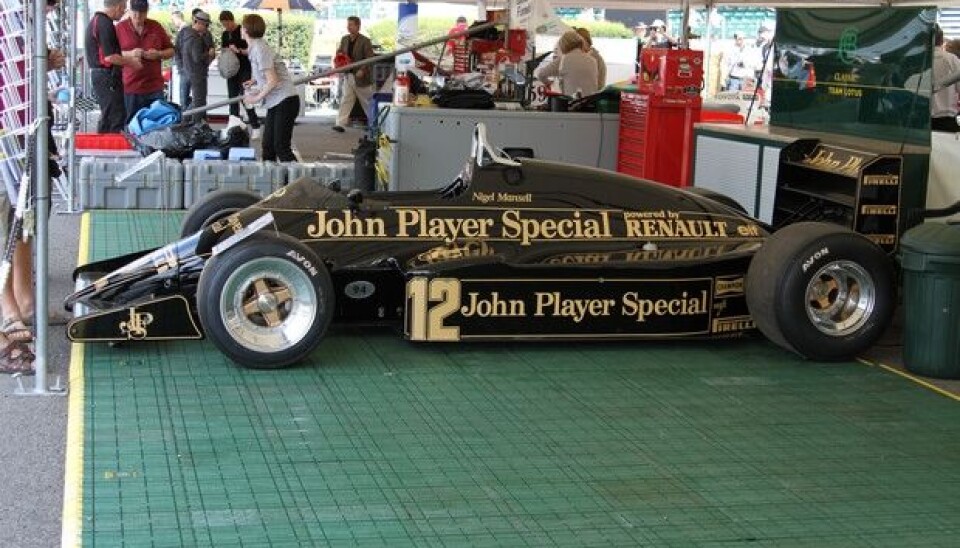 Goodwood Festival of SpeedNigel Mansells fanstastiske JPS-bil var på plass, det var også Mansell selv.Foto: Stein Pettersen