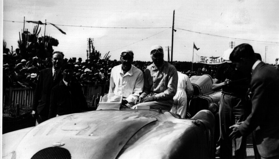 Bugatti hedrer Bugatti-helter
