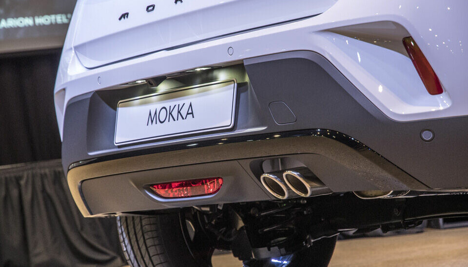 Opel Mokka 2021. Dette er bensinutgaven. (Foto: Øivind Skar)