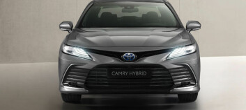 Toyota fornyer Camry