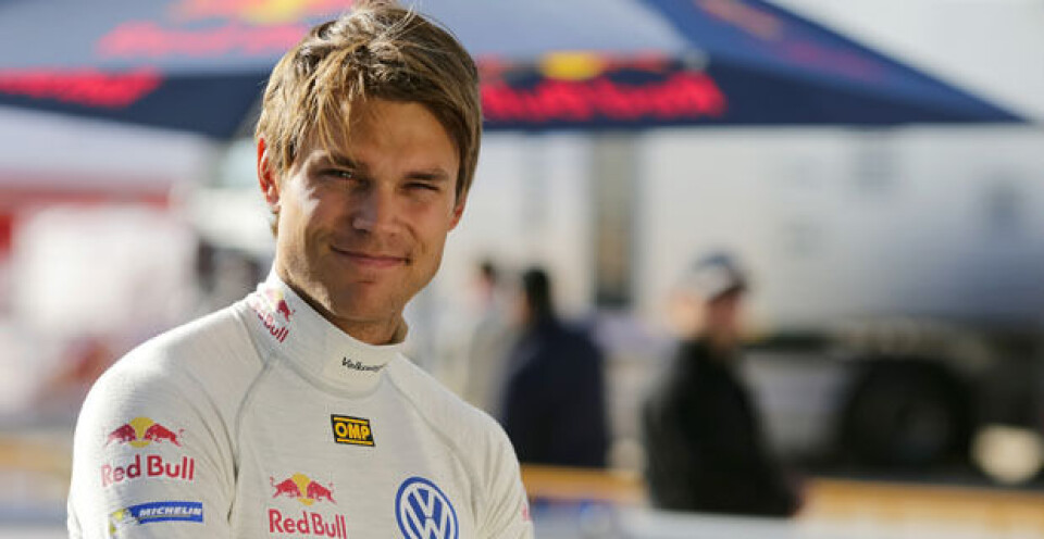 Mikkelsen halvveis på hjemmebane