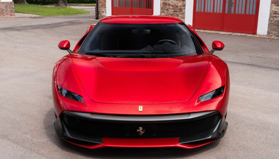 Ferrari krasjer BMWs Villa d'Este-party