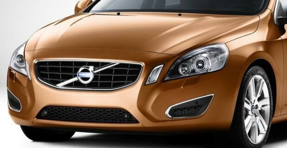 Geely (hvem?) kjøper Volvo (hvem?)