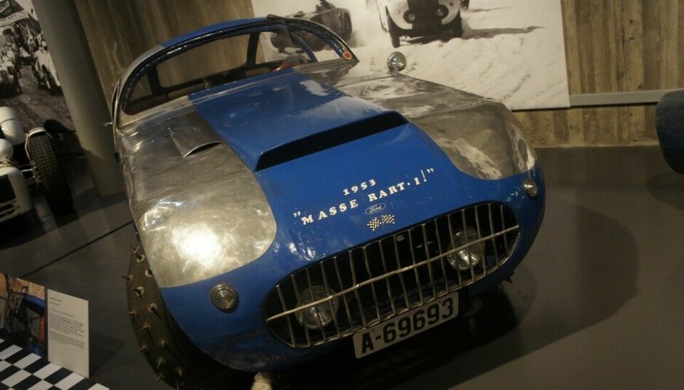 Fra Motorsport-utstillingen på VegmuseetMasse-rart-i. 1953