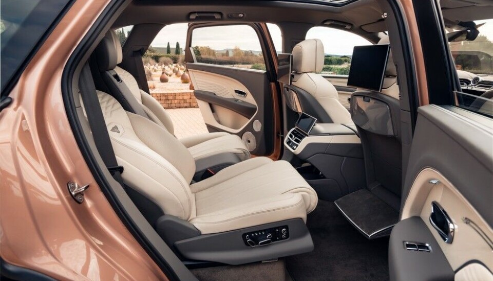 Bentley Bentayga EWB
