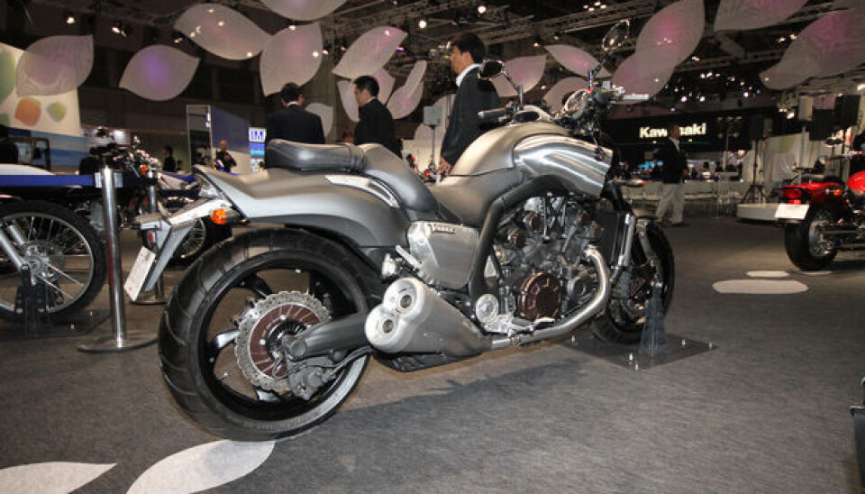 Tokyo Motor Show 2011V-Max v ar tøft før - og er fortsatt beintøft Tokyo Motor Show 2011V-Max v ar tøft før - og er fortsatt beintøft