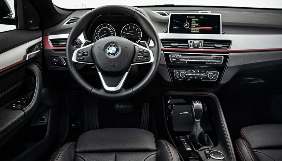 2015 BMW X1 (F48)