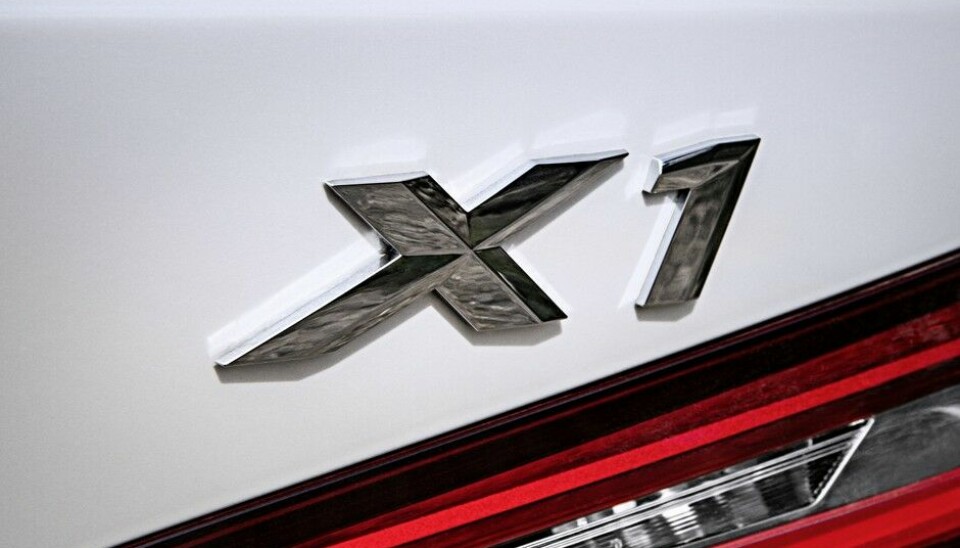 2015 BMW X1 (F48)