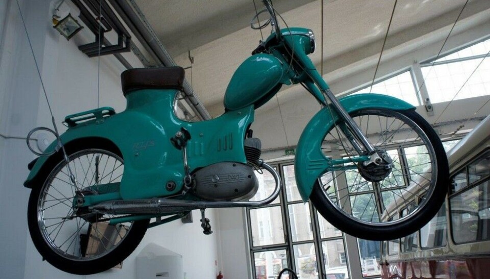 Museet for Teknologi og TransportOg endelig innenfor døren fikk vi en moped i nøtta. Dermed startet moroa. (Foto: Jon Winding-Sørensen) Museet for Teknologi og TransportOg endelig innenfor døren fikk vi en moped i nøtta. Dermed startet moroa. (Foto: Jon Winding-Sørensen)