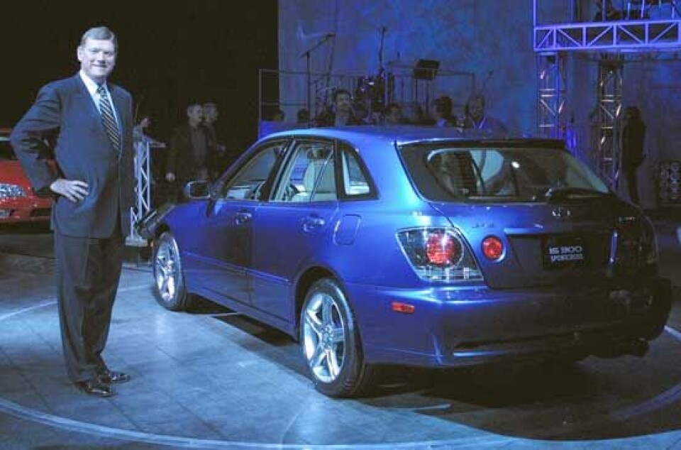 Lexus IS300 SportCross