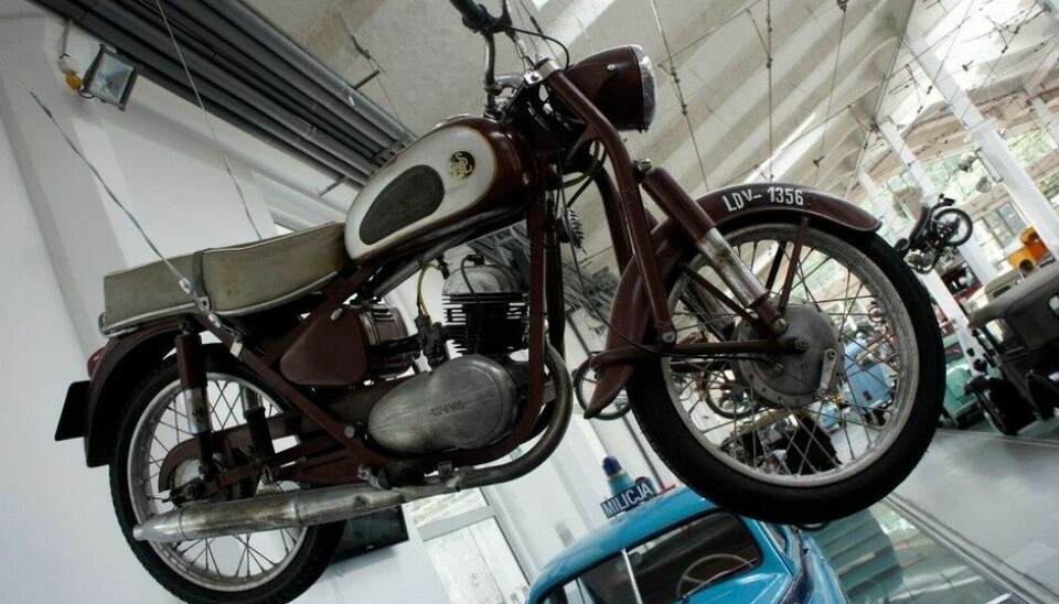 Museet for Teknologi og TransportHer har polakkene oppdaget svingaksel på forhjulet. 150 kubikk SHL M06-T, luksus-sykkel fra 1960. (Foto: Jon Winding-Sørensen)