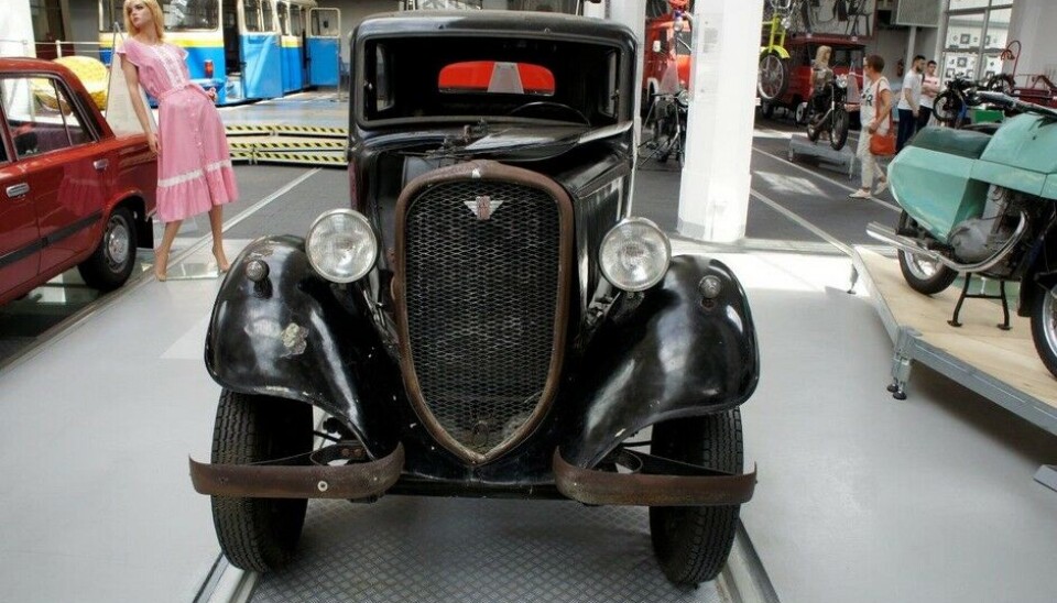Museet for Teknologi og TransportEn polsk-bygget Fiat 508, 1935. Fiat burde skamme seg de har gjort god butikk på sine polske virksomheter siden de startet der 1/9-1931. De burde sette denne i presentabel stand nå, ikke restaurert, men presentabel. (Foto: Jon Winding-Sørensen) Museet for Teknologi og TransportEn polsk-bygget Fiat 508, 1935. Fiat burde skamme seg de har gjort god butikk på sine polske virksomheter siden de startet der 1/9-1931. De burde sette denne i presentabel stand nå, ikke restaurert, men presentabel. (Foto: Jon Winding-Sørensen)