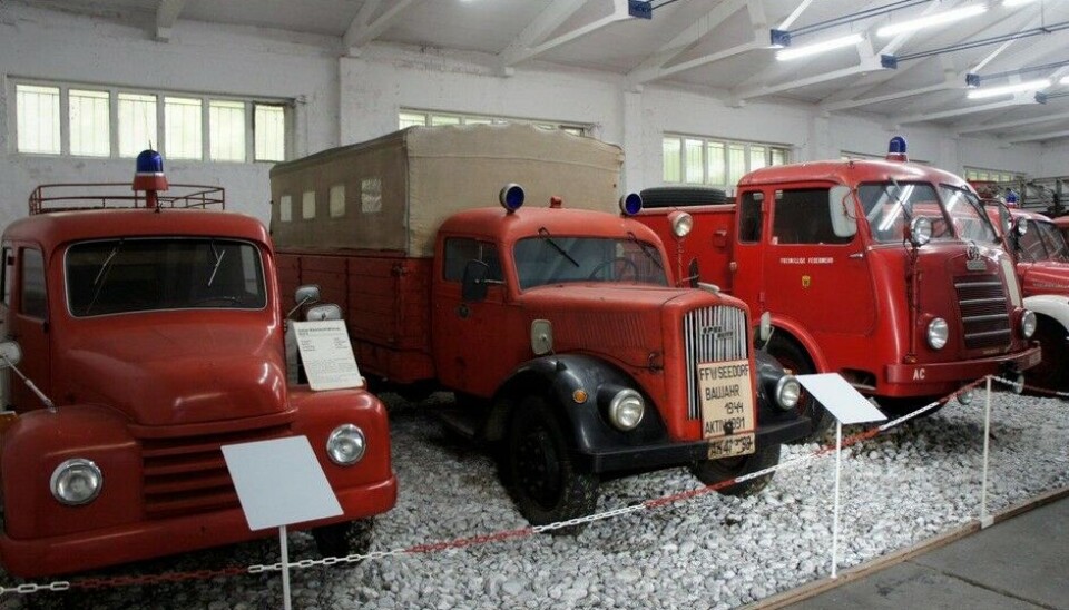 Eisenbahn & Tehnik Museum - ProraDe første brannlakkerte lastebilene er ikke mindre spennende, en Ostner, en Opel Blitz og en Krupp bygget i Øst-Tyskland. (Foto: Jon Winding-Sørensen) Eisenbahn & Tehnik Museum - ProraDe første brannlakkerte lastebilene er ikke mindre spennende, en Ostner, en Opel Blitz og en Krupp bygget i Øst-Tyskland. (Foto: Jon Winding-Sørensen)