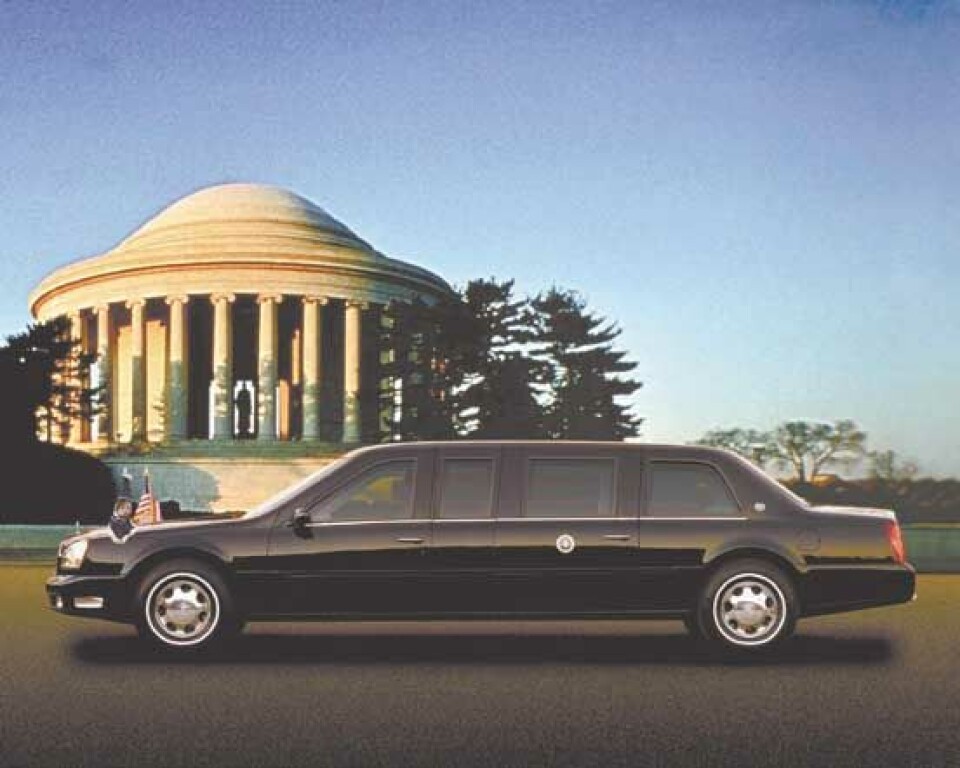 Cadillac Limousine 2001