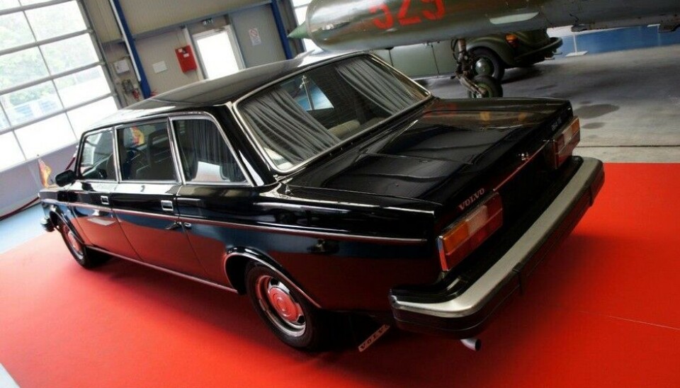 Eisenbahn & Tehnik Museum - ProraSiden Sverige var nøytralt, var det vel naturlig å gå dit for å få prestisjebiler. Ca. 30 Bertone-bygde 264 TE endte i den demokratiske republikken. Året var 1977. (Foto: Jon Winding-Sørensen) Eisenbahn & Tehnik Museum - ProraSiden Sverige var nøytralt, var det vel naturlig å gå dit for å få prestisjebiler. Ca. 30 Bertone-bygde 264 TE endte i den demokratiske republikken. Året var 1977. (Foto: Jon Winding-Sørensen)