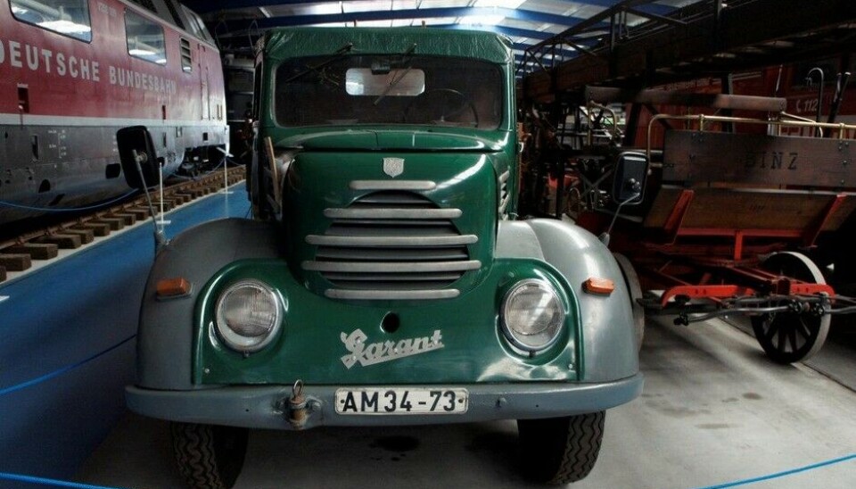 Eisenbahn & Tehnik Museum - ProraEn 4-sylindret Garant fra Robur-fabrikken. Denne har dokumentert historie fra 13/6-1958 til i dag. (Foto: Jon Winding-Sørensen) Eisenbahn & Tehnik Museum - ProraEn 4-sylindret Garant fra Robur-fabrikken. Denne har dokumentert historie fra 13/6-1958 til i dag. (Foto: Jon Winding-Sørensen)