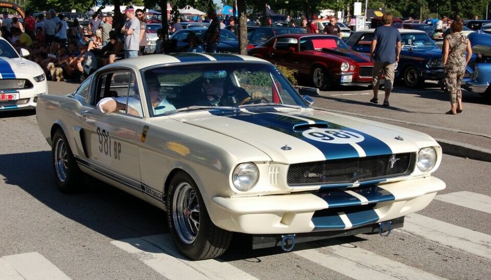 Varm 4. juli-feiring på Lillestrøm Foto: Knut Skallerud1965 Shelby Mustang GT 350R. Se omtale i teksten.