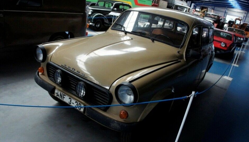Eisenbahn & Tehnik Museum - ProraEn Skoda fra før de begynte med hekkmotor. Den hadde karosseri så tjukt at det fikk vekten opp i nesten to tonn. (Foto: Jon Winding-Sørensen) Eisenbahn & Tehnik Museum - ProraEn Skoda fra før de begynte med hekkmotor. Den hadde karosseri så tjukt at det fikk vekten opp i nesten to tonn. (Foto: Jon Winding-Sørensen)