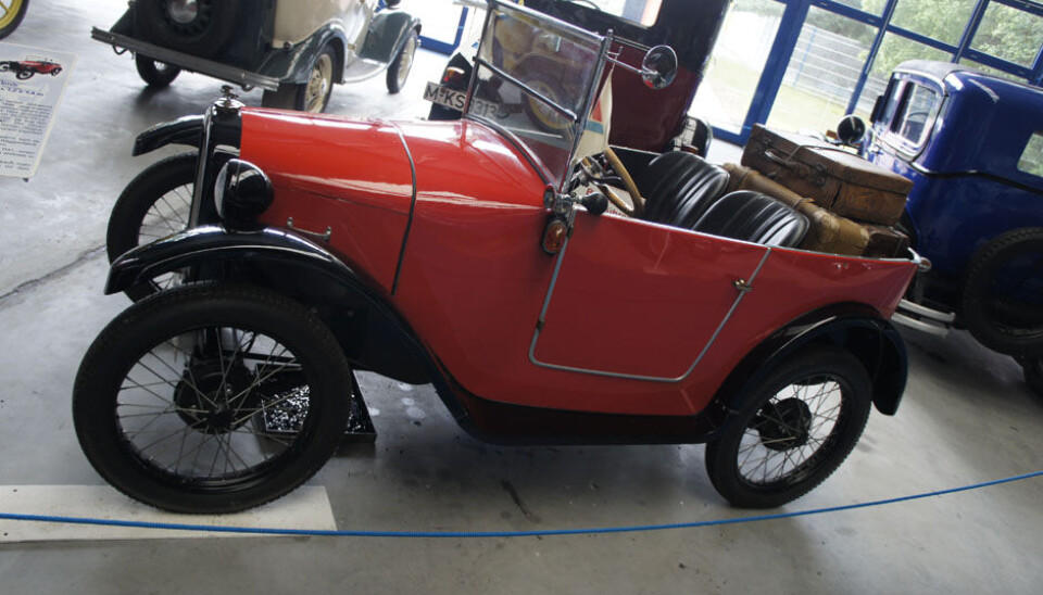 Eisenbahn & Tehnik Museum - ProraDenne lille sjarmøren er tysk lisens av Austin 7. Dixi het den da, 1928, og er i realiteten starten på BMWs bilengasjement. (Foto: Jon Winding-Sørensen) Eisenbahn & Tehnik Museum - ProraDenne lille sjarmøren er tysk lisens av Austin 7. Dixi het den da, 1928, og er i realiteten starten på BMWs bilengasjement. (Foto: Jon Winding-Sørensen)