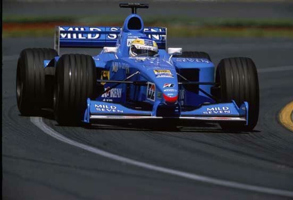 Benetton B2000