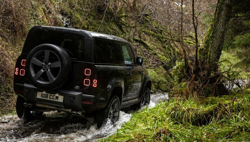 Land Rover Defender V8 Carpathian Edition Land Rover Defender V8 Carpathian Edition