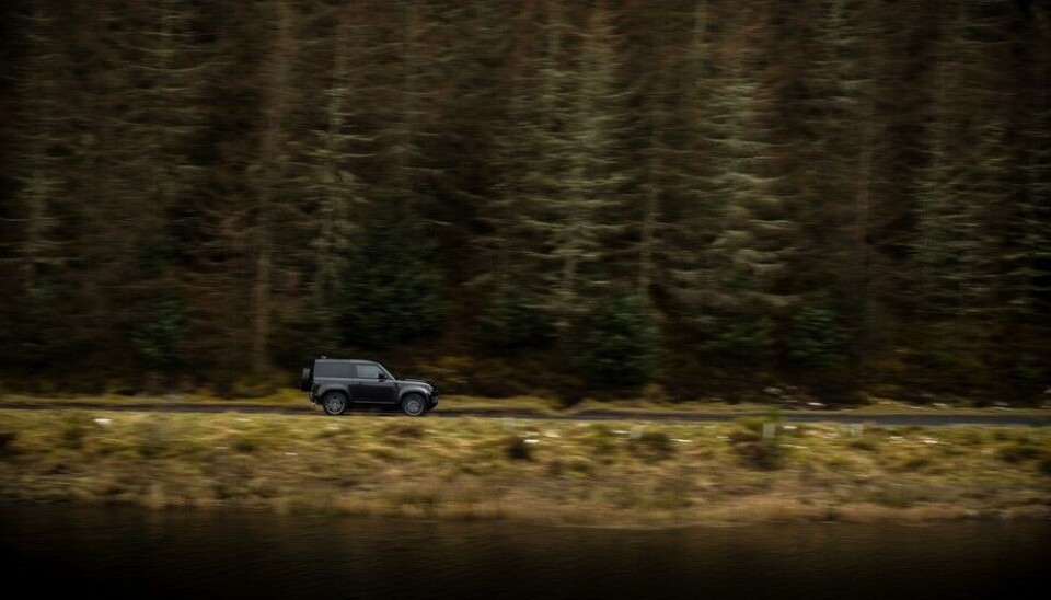 Land Rover Defender V8 Carpathian Edition Land Rover Defender V8 Carpathian Edition