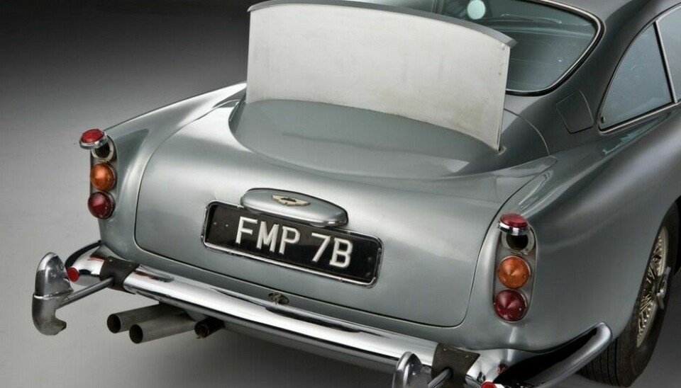 Aston Martin DB5 original fimbil for GoldfingerPop-up pansret plate - Foto: RM Sotheby