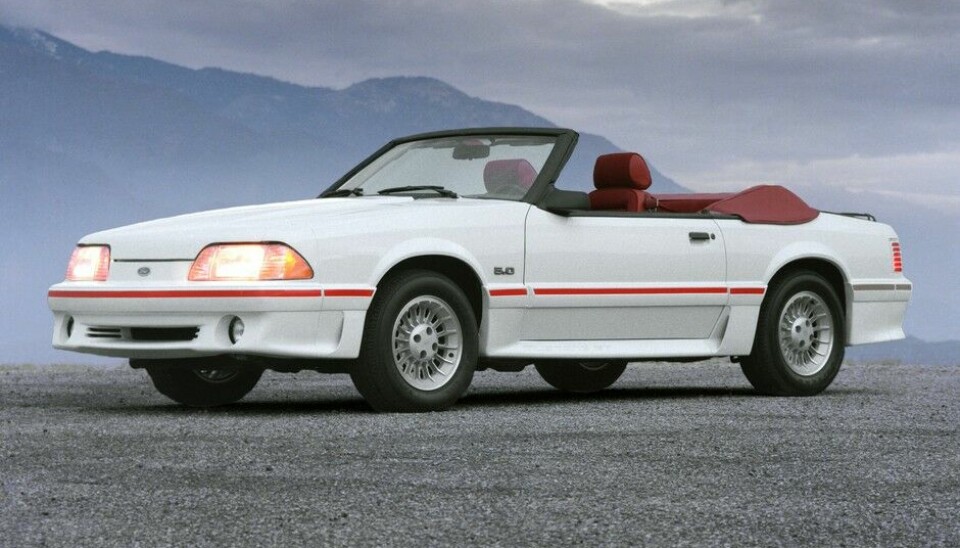 Ford Mustang feirer 10 millioner1987 GT Convertible