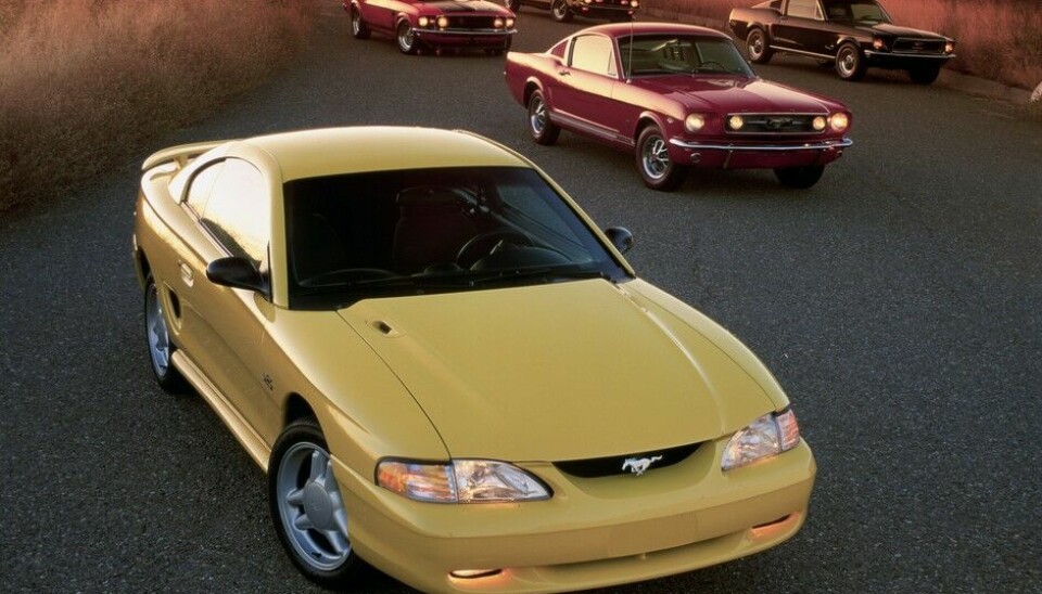 Ford Mustang feirer 10 millioner1994 GT Coupé