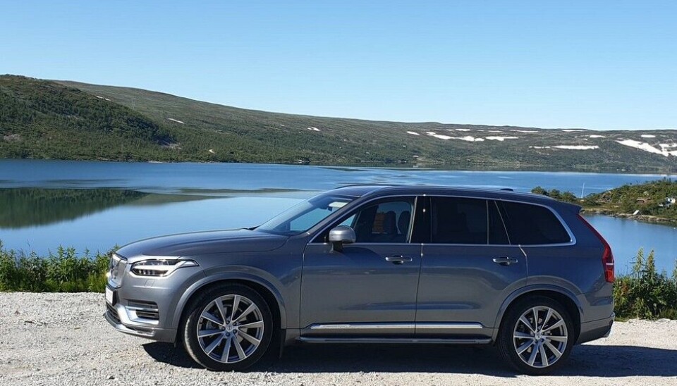 Volvo XC90 B5