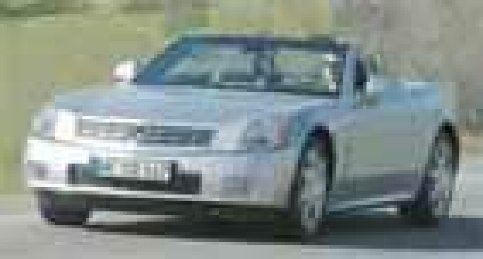 Cadillac XLR: Corvette med Comfort