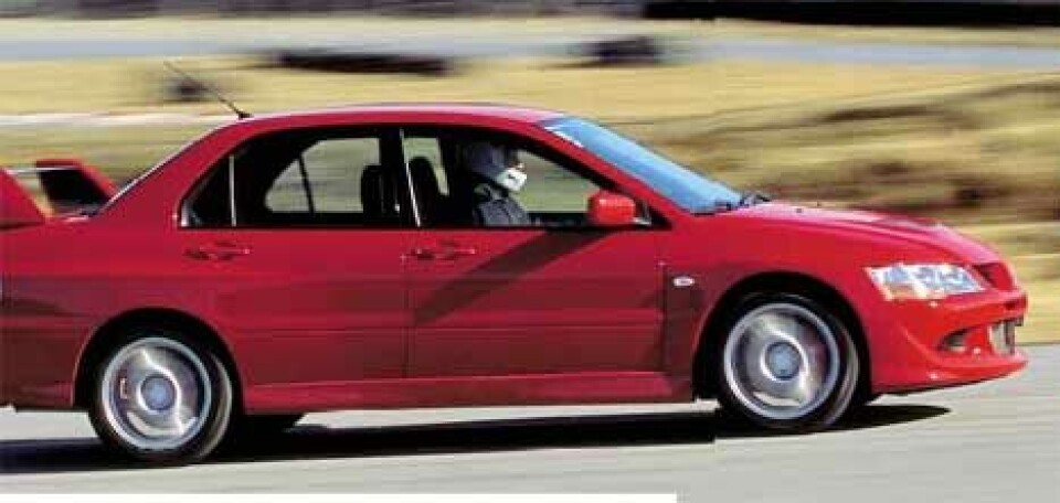 Lancer Evolution VIIILancer Evolution VIII Lancer Evolution VIIILancer Evolution VIII