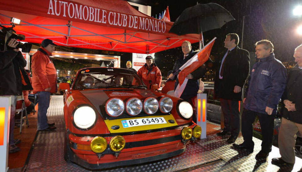 Rally Monte Carlo HistoriquePetter Granerud / Stein Røed flagges av gårde av Prins Albert