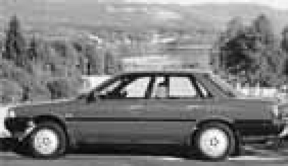 Toyota Camry: Gjerrig japaner