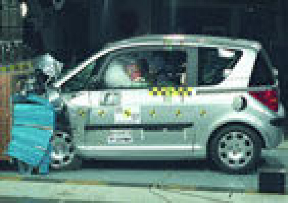 Peugeot 1007 sikreste minibilen