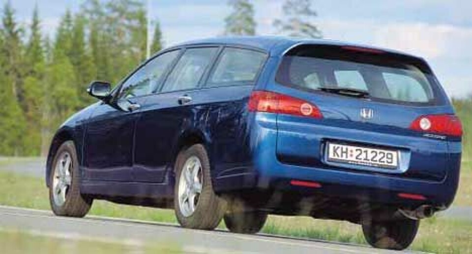 Accord 2.0 Sport TourerAccord 2.0 Sport Tourer Accord 2.0 Sport TourerAccord 2.0 Sport Tourer
