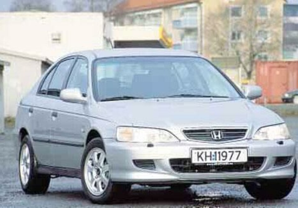 Honda Accord 1.8i LSHonda Accord 1.8i LS Honda Accord 1.8i LSHonda Accord 1.8i LS